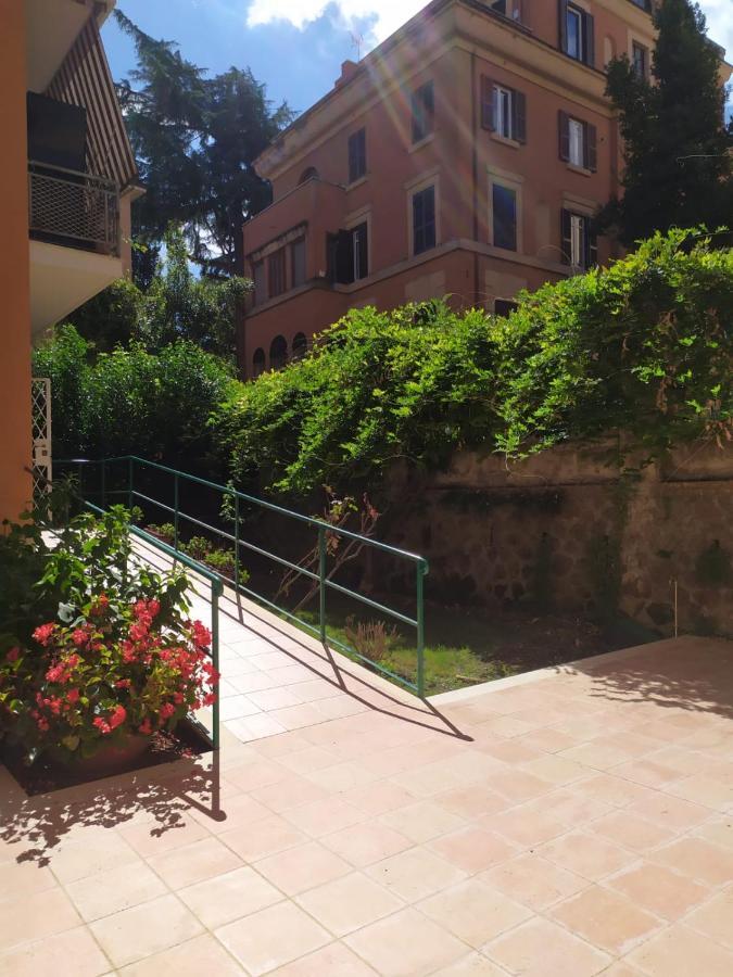 Angolo sul Giardino Roma Esterno foto